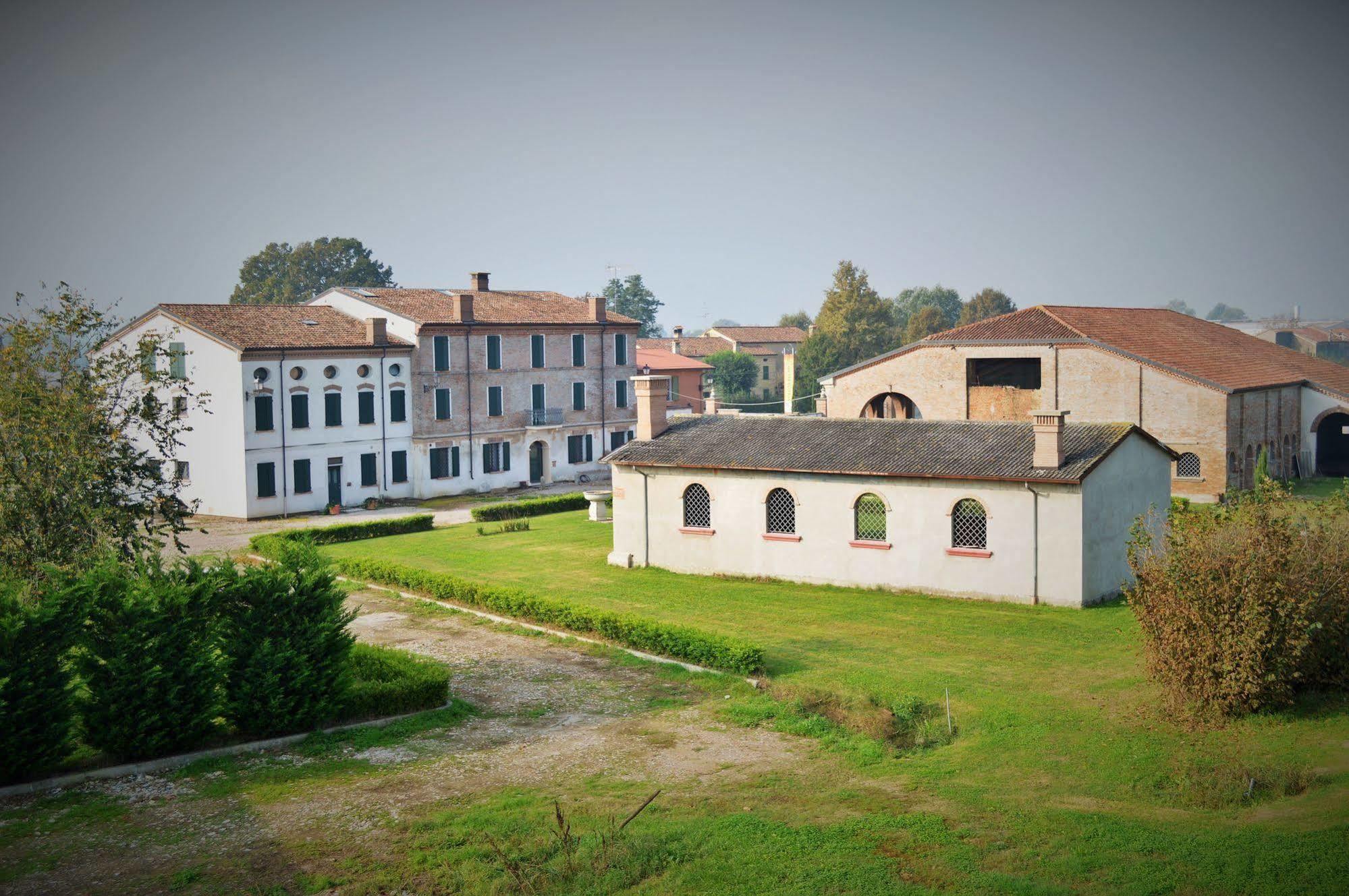 Volivia Relais Bed & Breakfast Pegognaga Exterior photo
